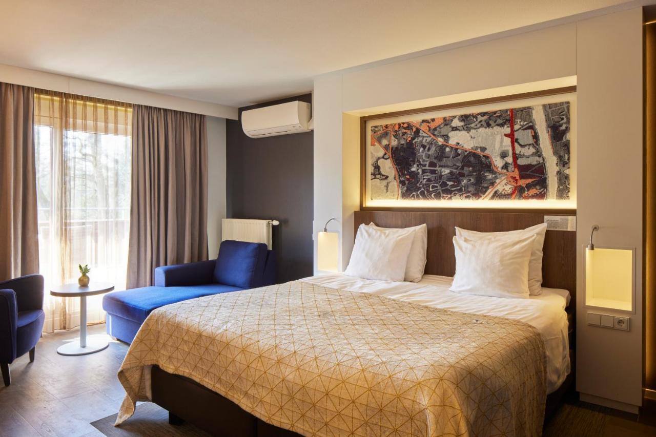 Auberge Du Bonheur Tilburg Ngoại thất bức ảnh
